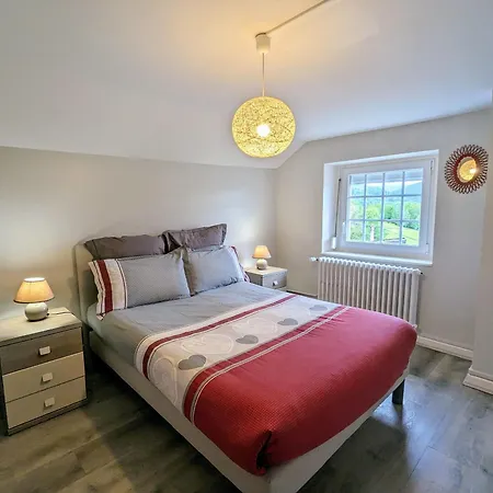 Gite Tout Confort Avec Terrasse, Parking, Wifi - 4 Chambres, 8 Couchages - Fr-1-589-246