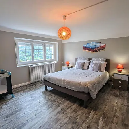 Gite Tout Confort Avec Terrasse, Parking, Wifi - 4 Chambres, 8 Couchages - Fr-1-589-246 *